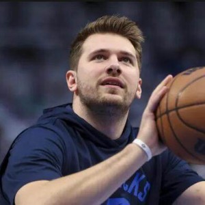 九游体育入口-东契奇冲MVP正当时？健康决定他未来高度