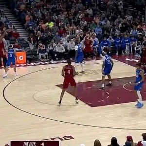 九游体育入口-米切尔不讲理干拔三分投进，生涯总得分突破15000分