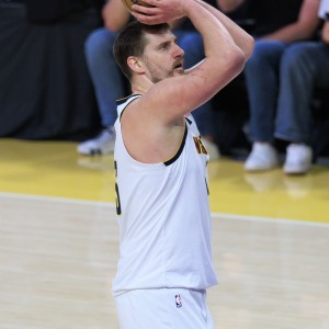 九游体育入口-当世第一！约基奇最近7场场均27.7分15.3板13.4助 投篮53.3%