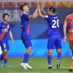 九游体育娱乐-【中超】吴曦点球于汉超破门 申花主场2比1逆转泰山